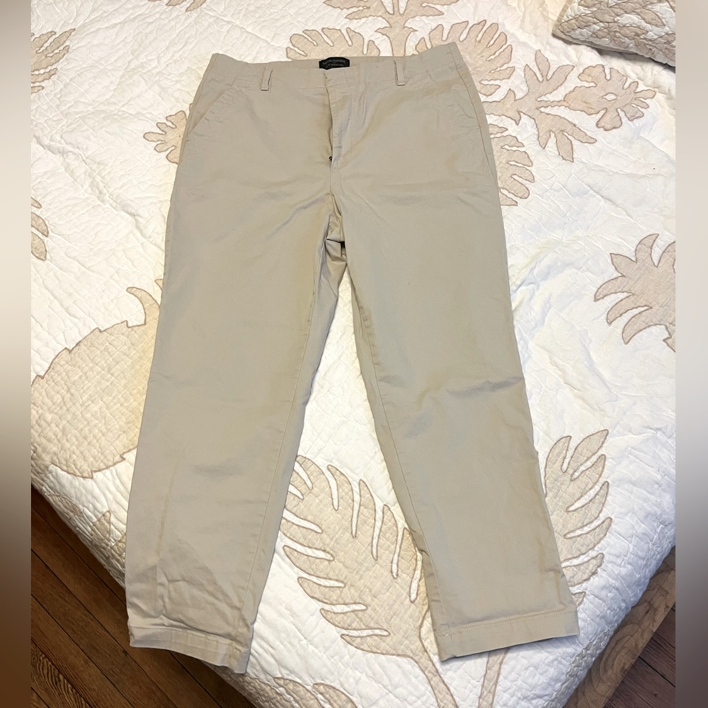 Banana Republic Slim Fit Chinos Tan 14